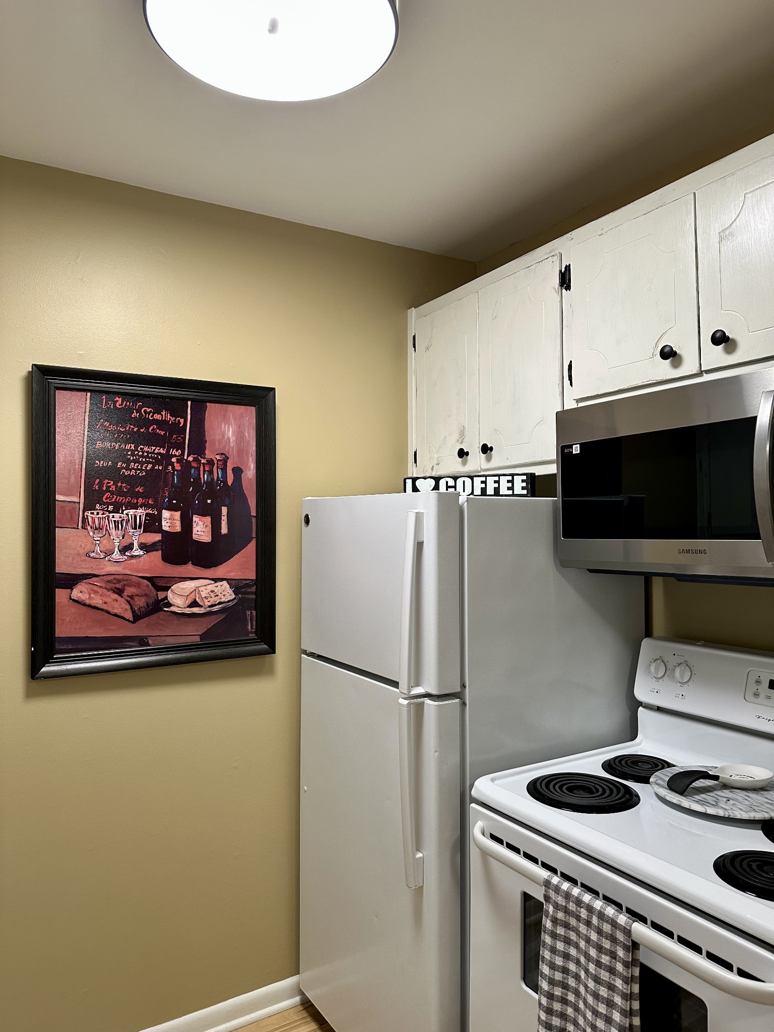 Search Listings 3 2601 Hillsboro Pike J9