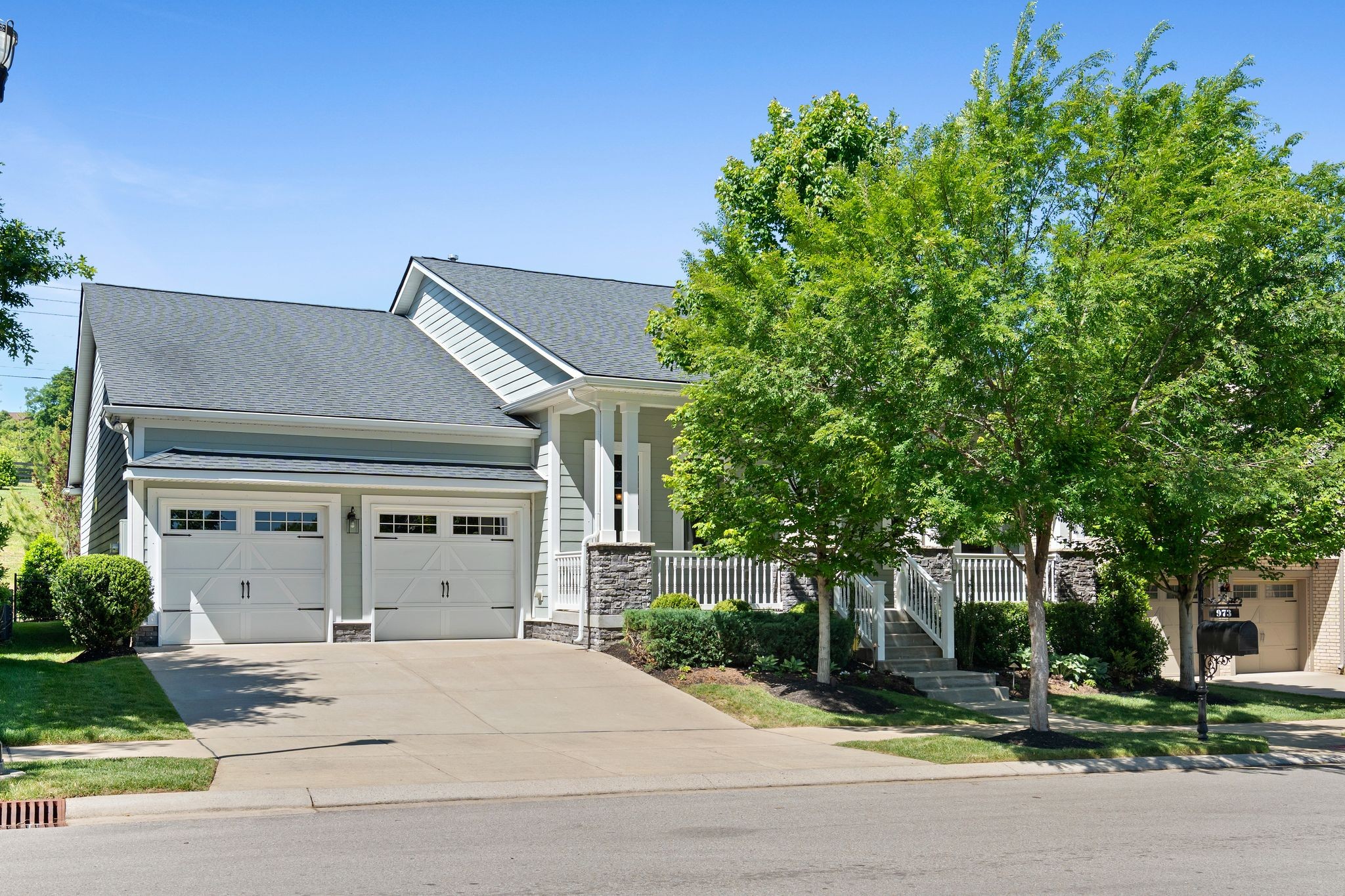 973 Ryecroft Ln