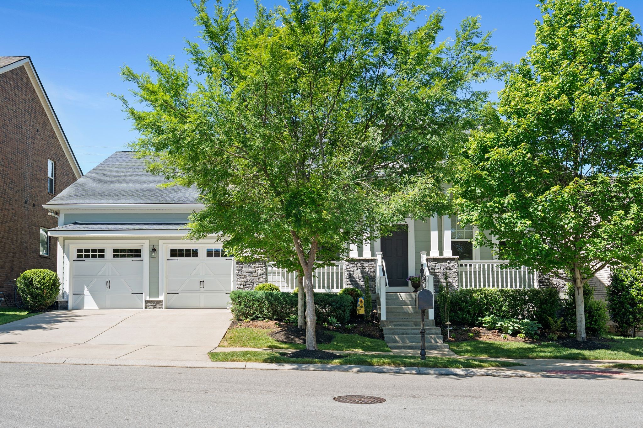 973 Ryecroft Ln