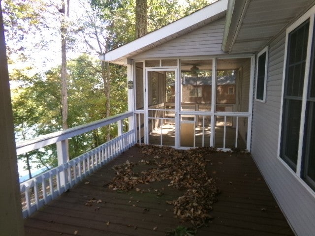 434 Hickman Shores Rd