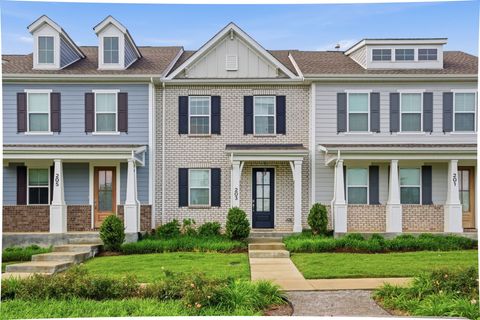 Photo of 203 Southmen Lane, Spring Hill, TN 37174 (MLS # 3214376)