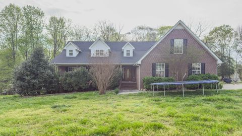 52 Wright Pl Estill Springs TN 37330