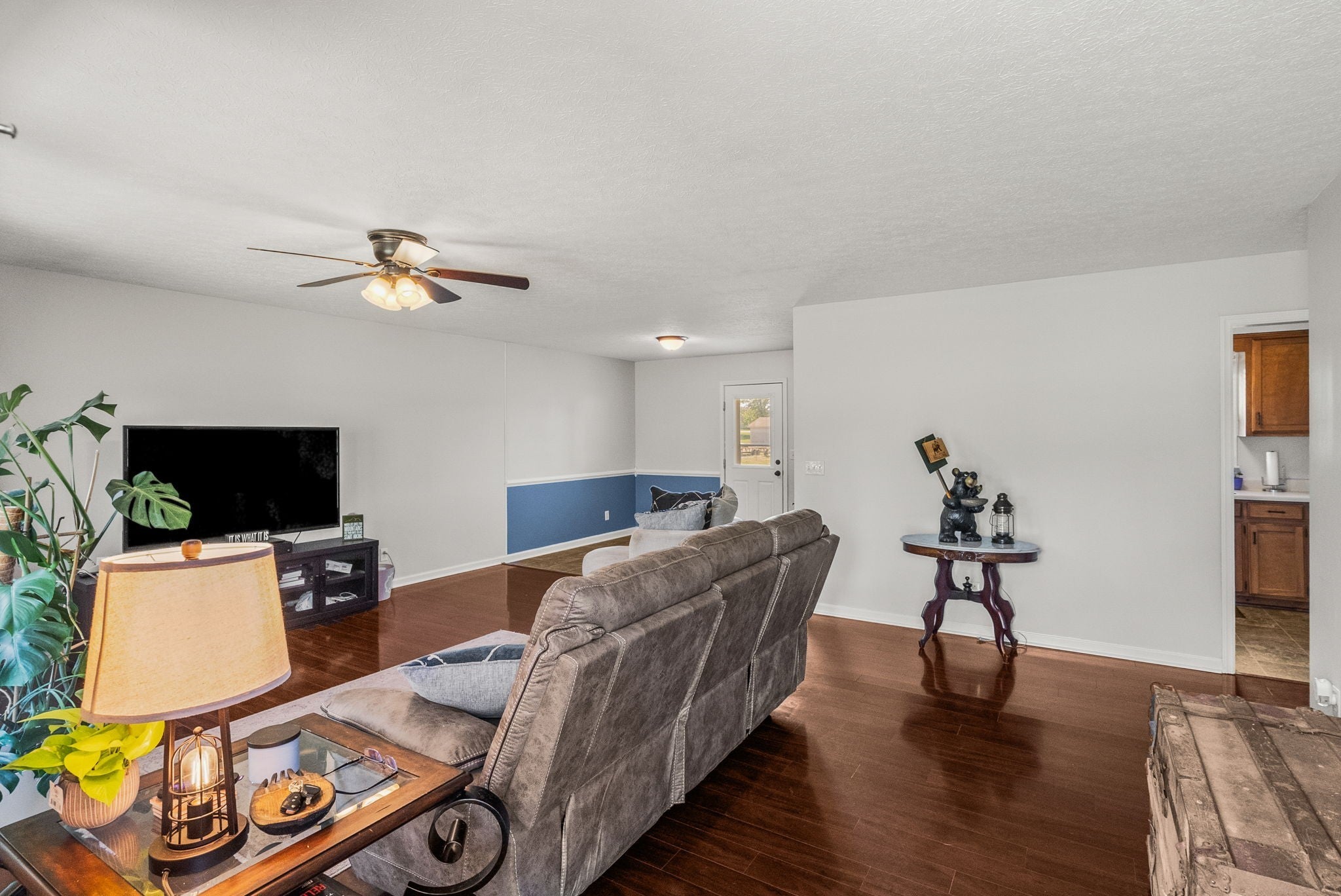 3922 Armstrong Rd