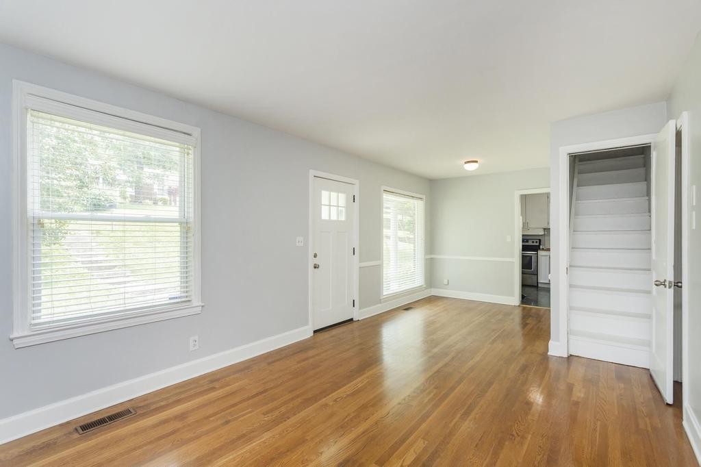 2504 Solon Dr