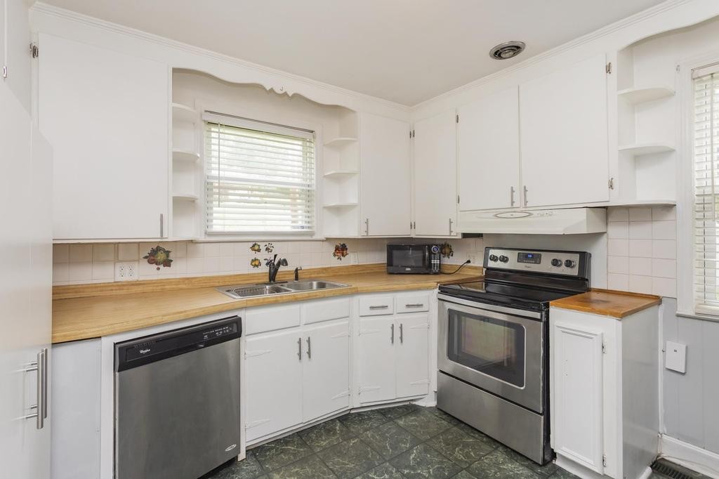 2504 Solon Dr