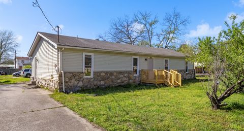 600 Lincoln Dr Gallatin TN 37066