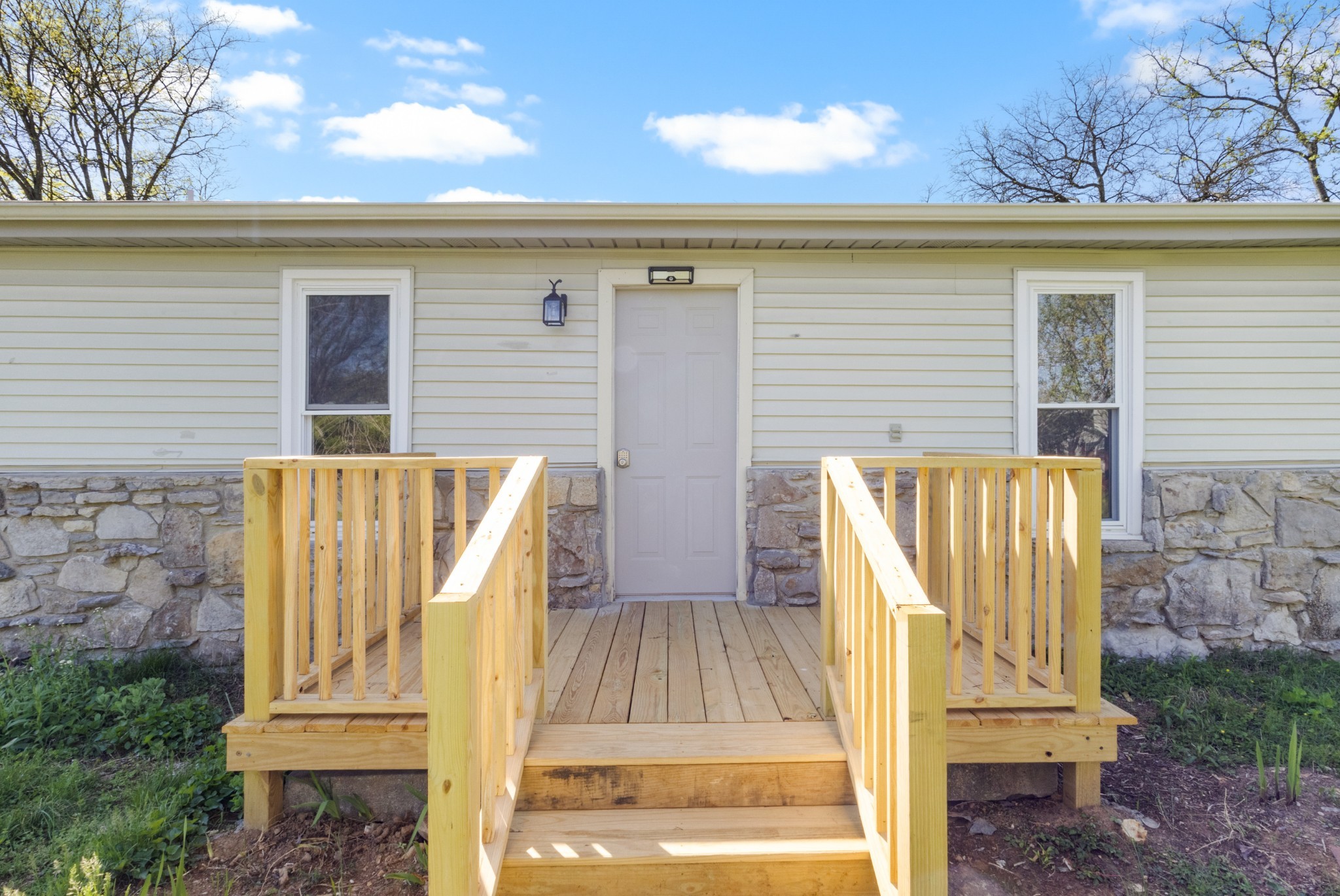 600 Lincoln Dr