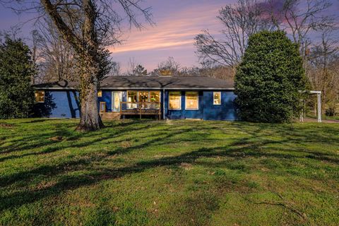 7936 Highway 70 S Nashville TN 37221