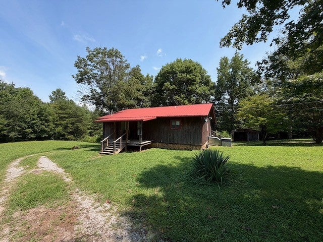 5615 Bartlett Rd