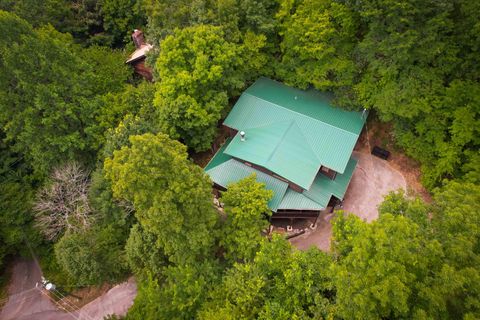 2202 Applewood Rd Sevierville TN 37862