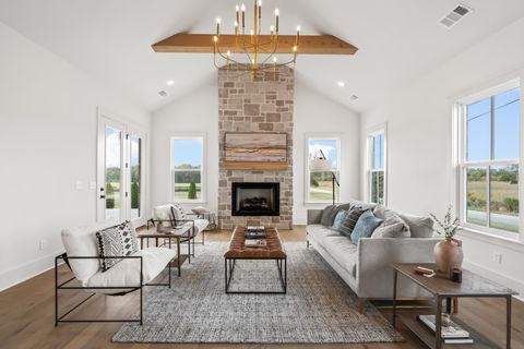 3989 Kathie Dr Thompsons Station TN 37179