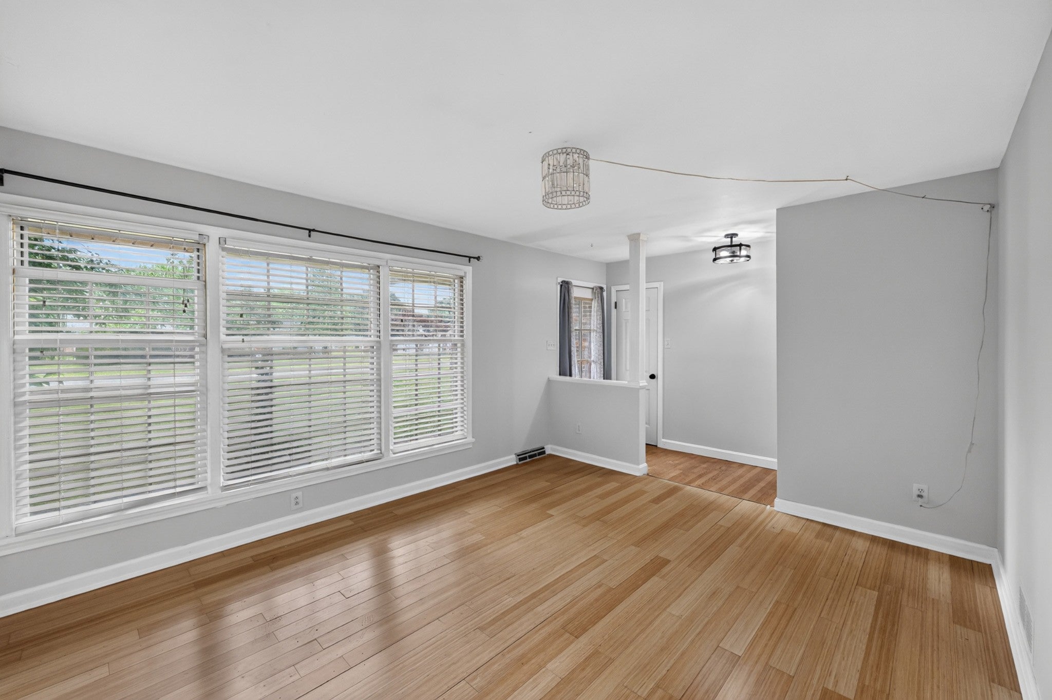 307 Austin Dr