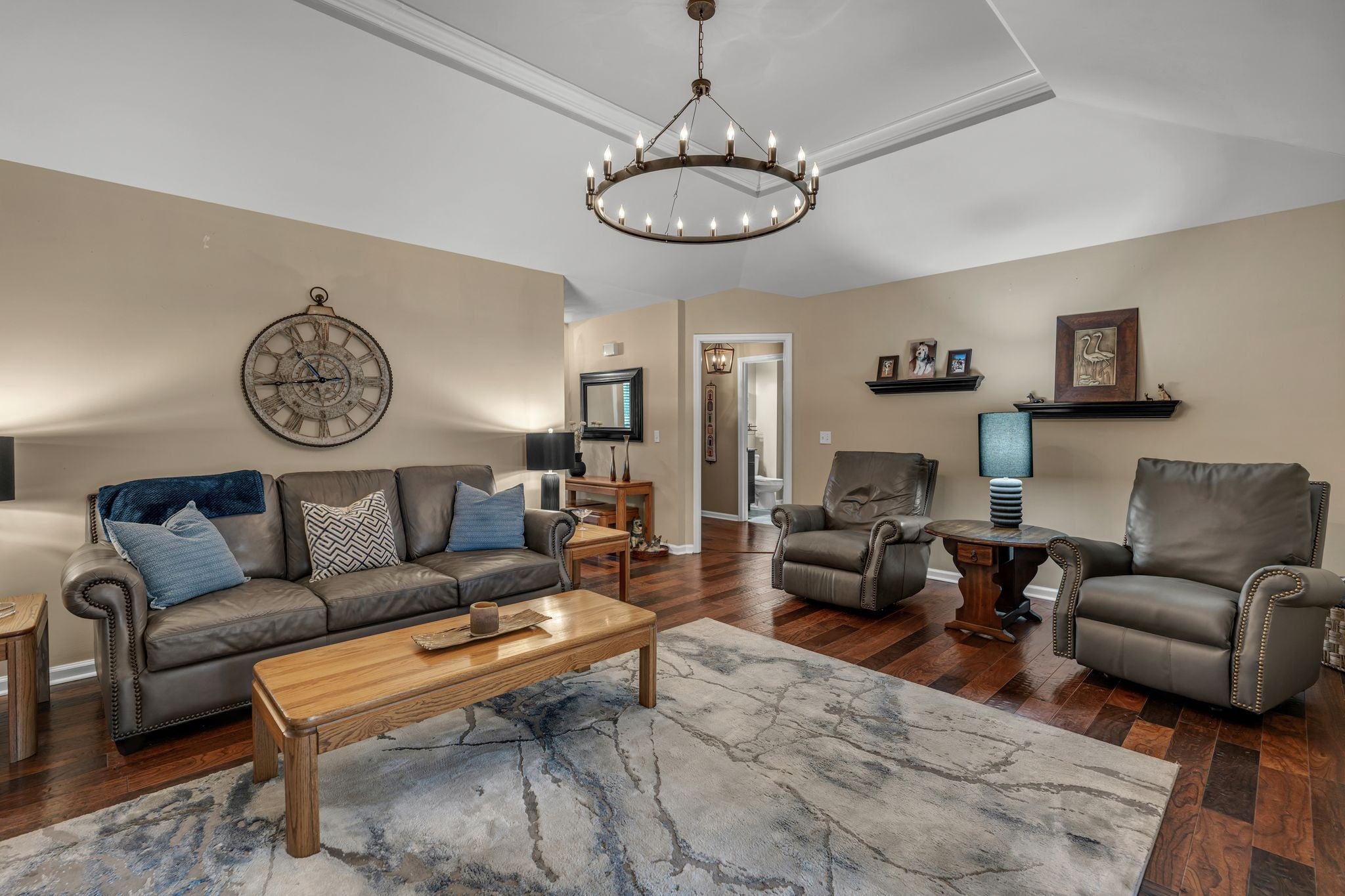 801 Douglas Dr