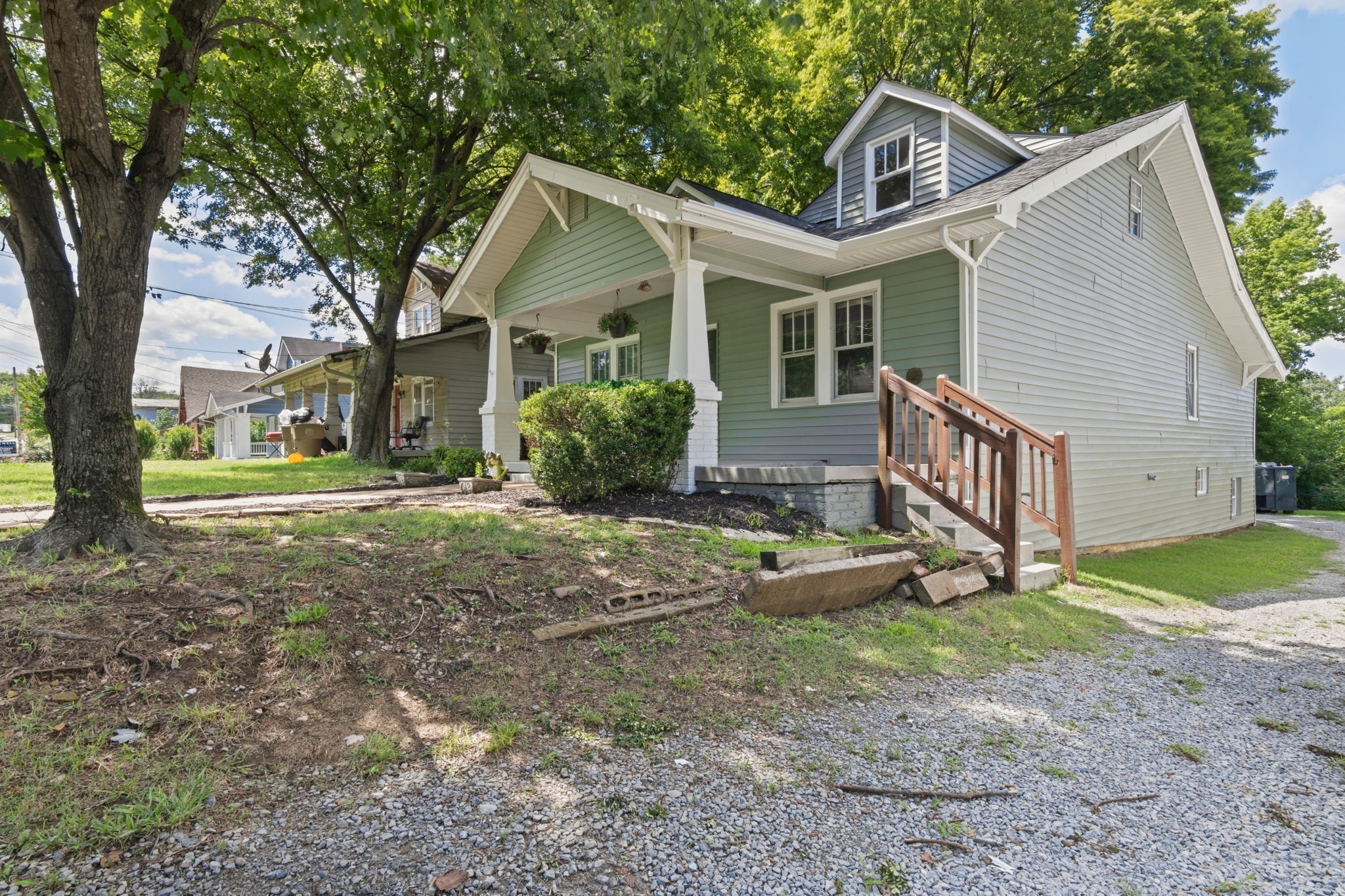 1117 McGavock Pike A