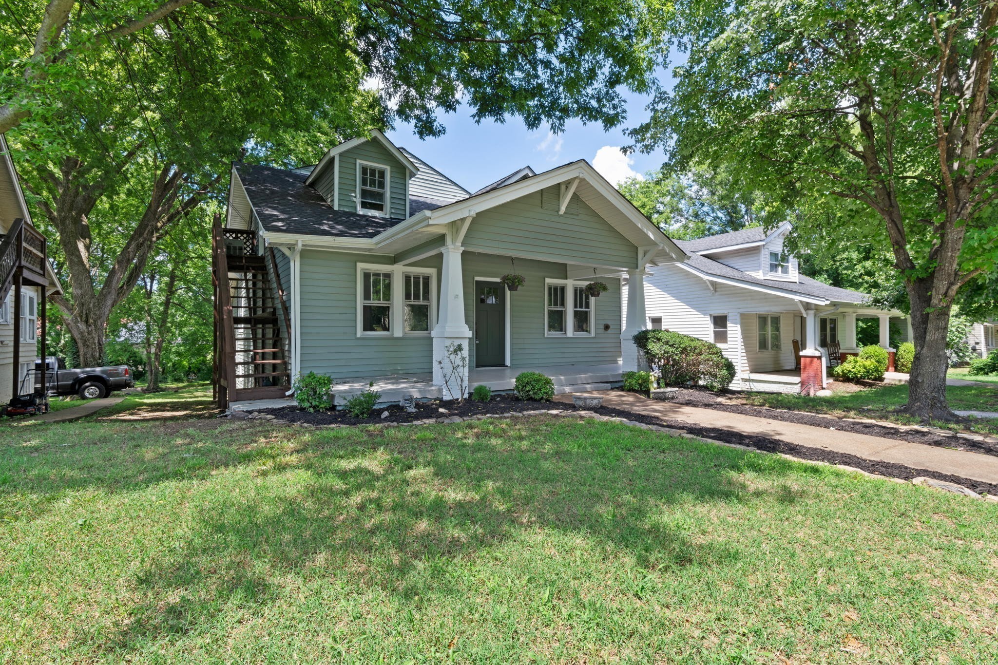 1117 McGavock Pike A