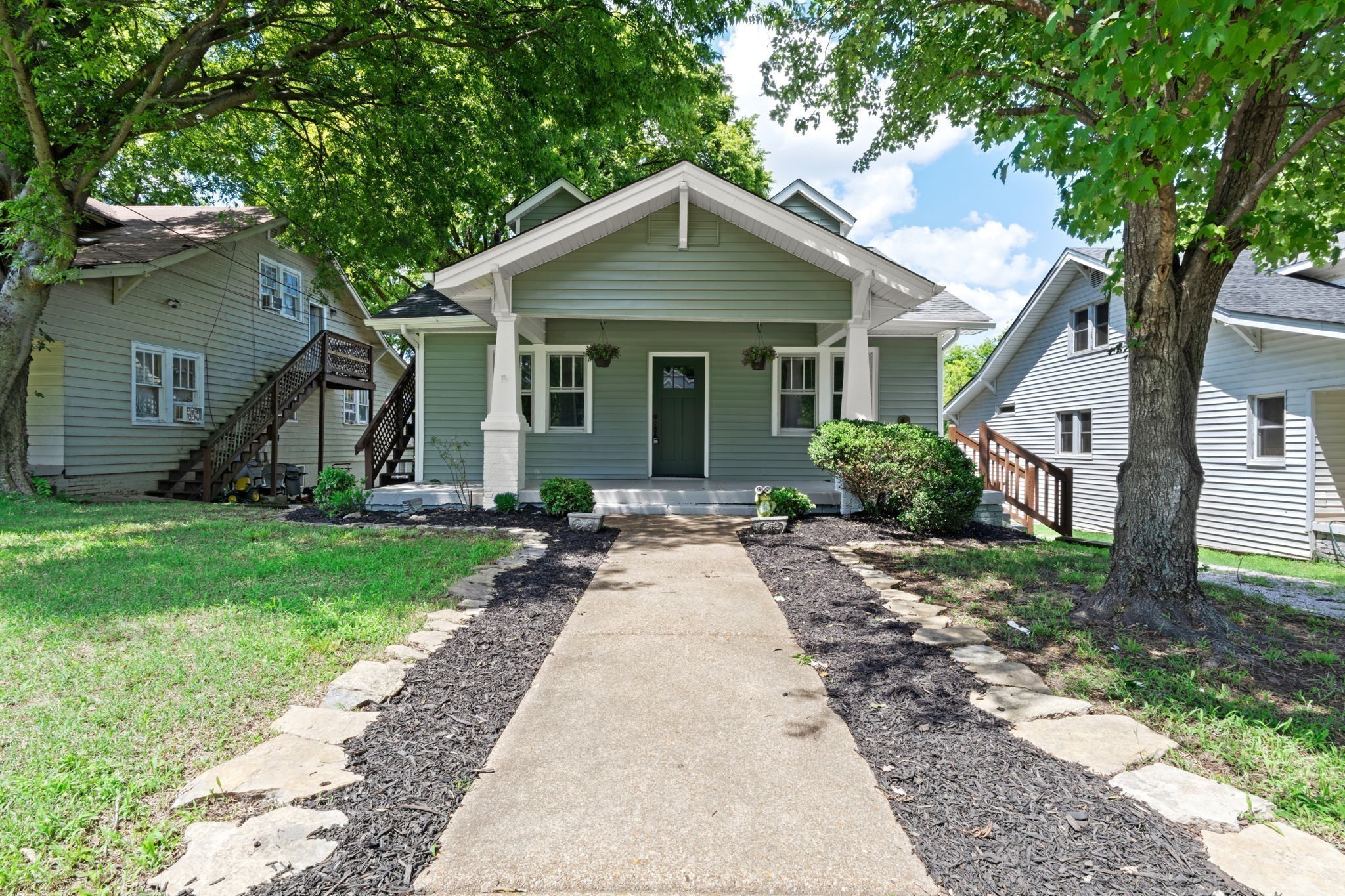 1117 McGavock Pike A