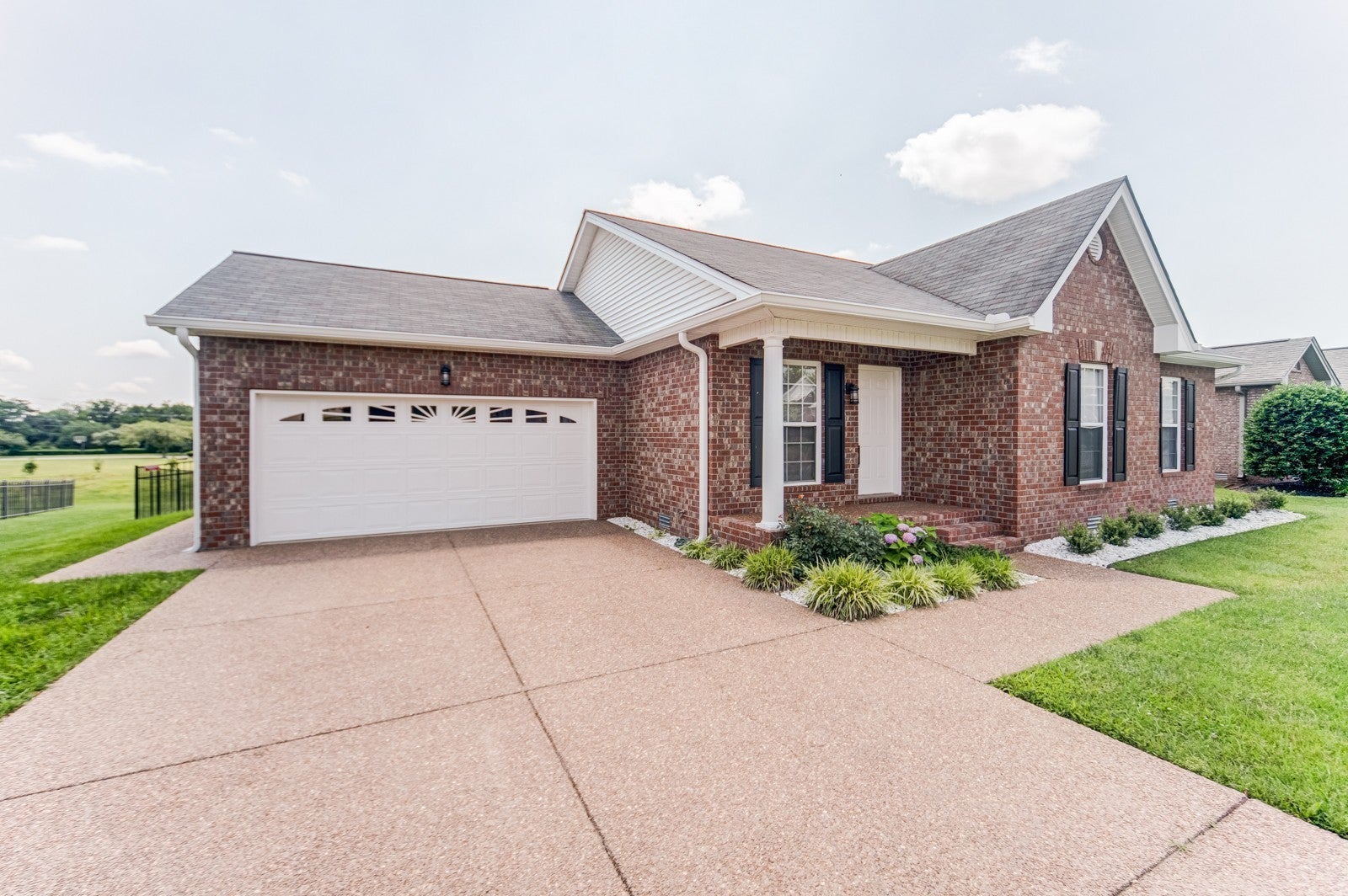 177 Hedgeway Ct