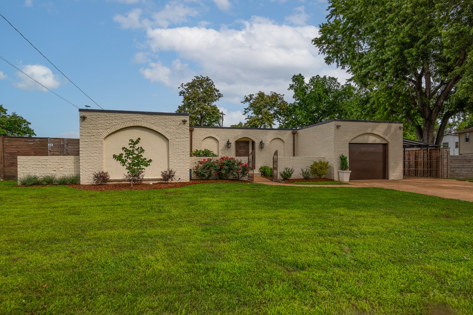 6556 Upton Ln
