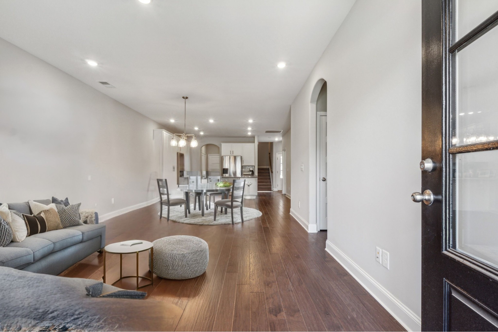 1566 Cedarbrooke Ln