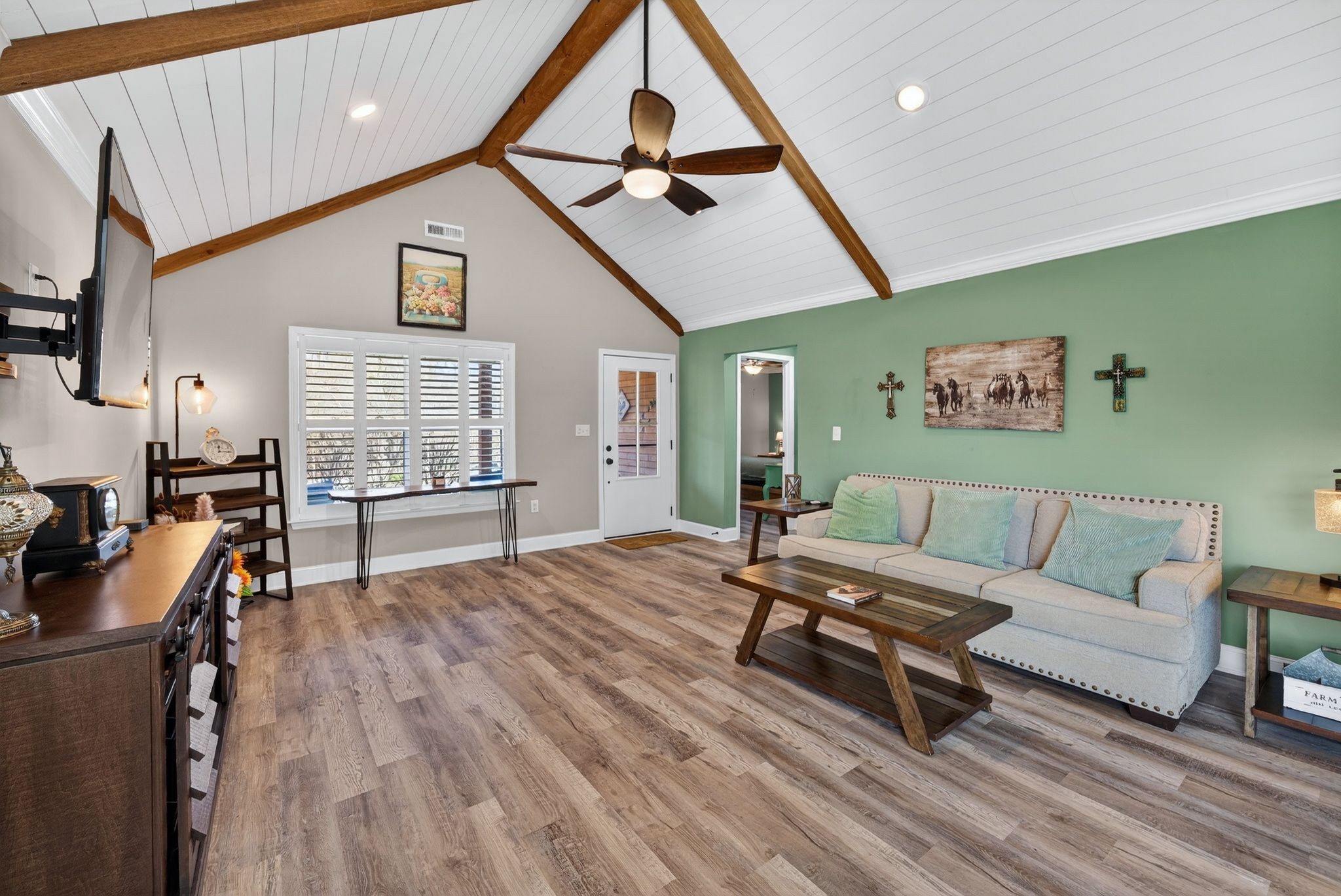 6318 Campbellsville Pike