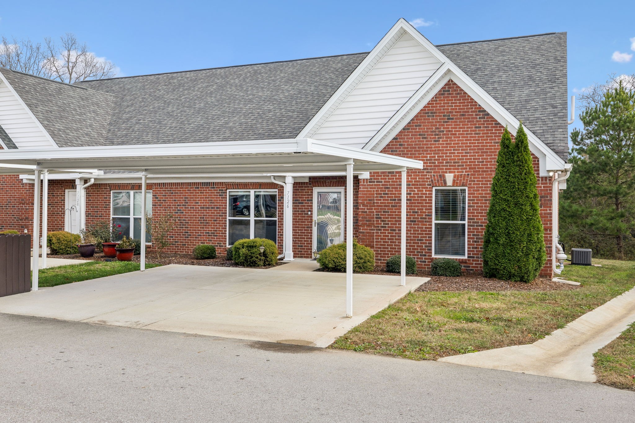 7126 Fernvale Springs Way