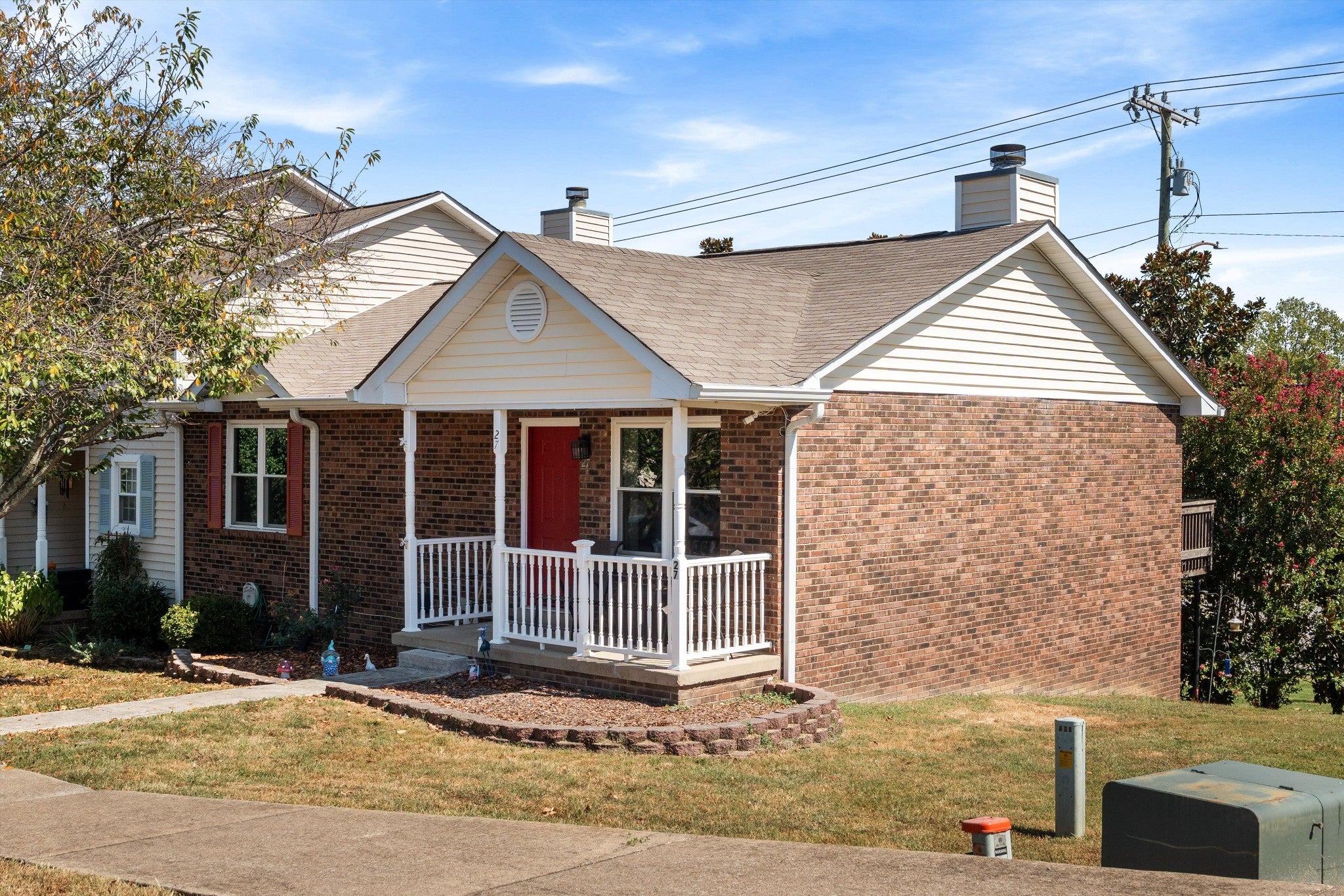 27 Rolling Meadows Dr
