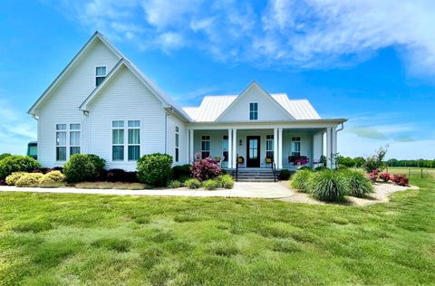 3130 Nashville Highway Lewisburg TN 37091