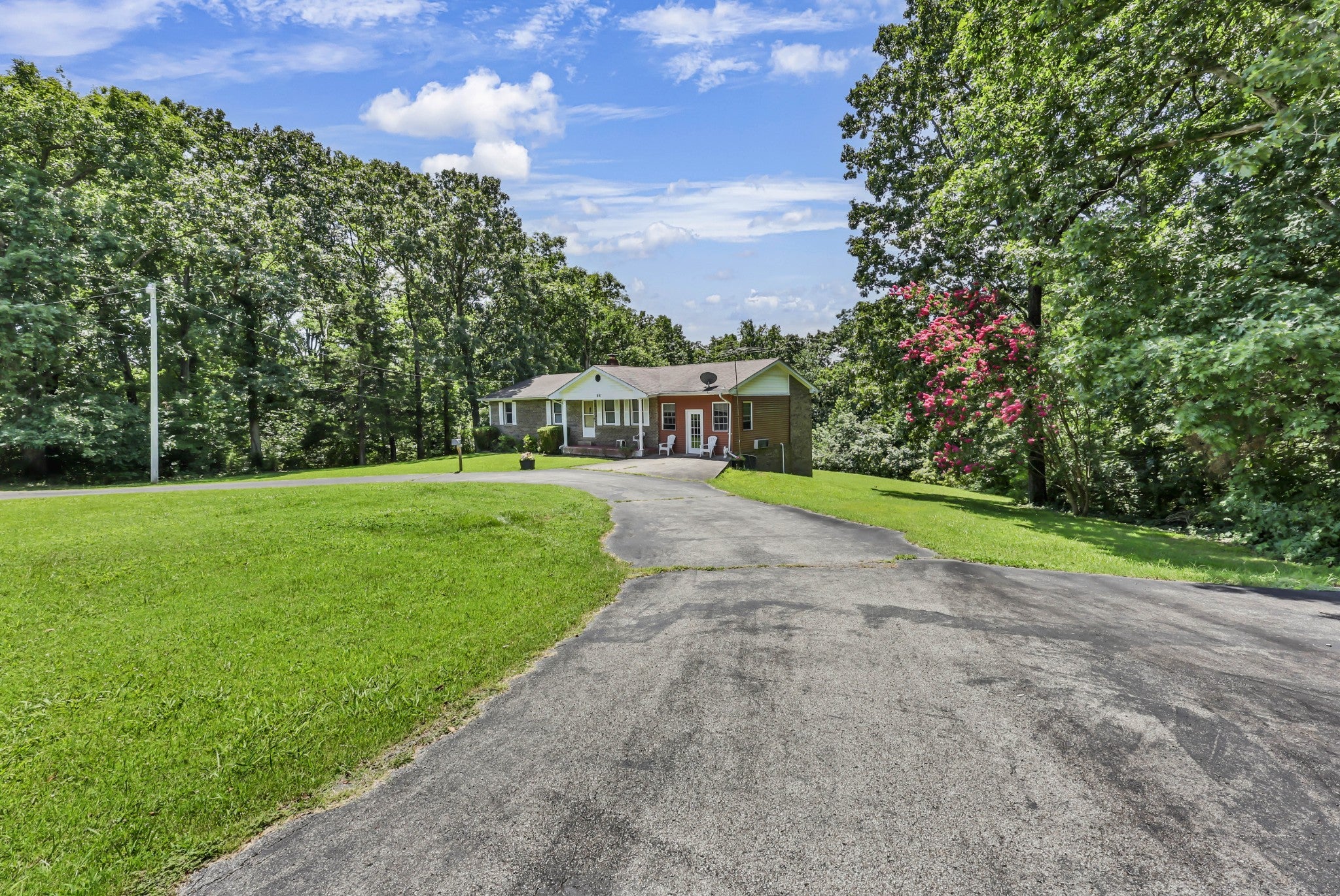 931 Bumpus Mills Rd