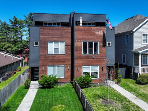 Photo of 809 Sylvan St, Nashville, TN 37206 (MLS # 3170997)