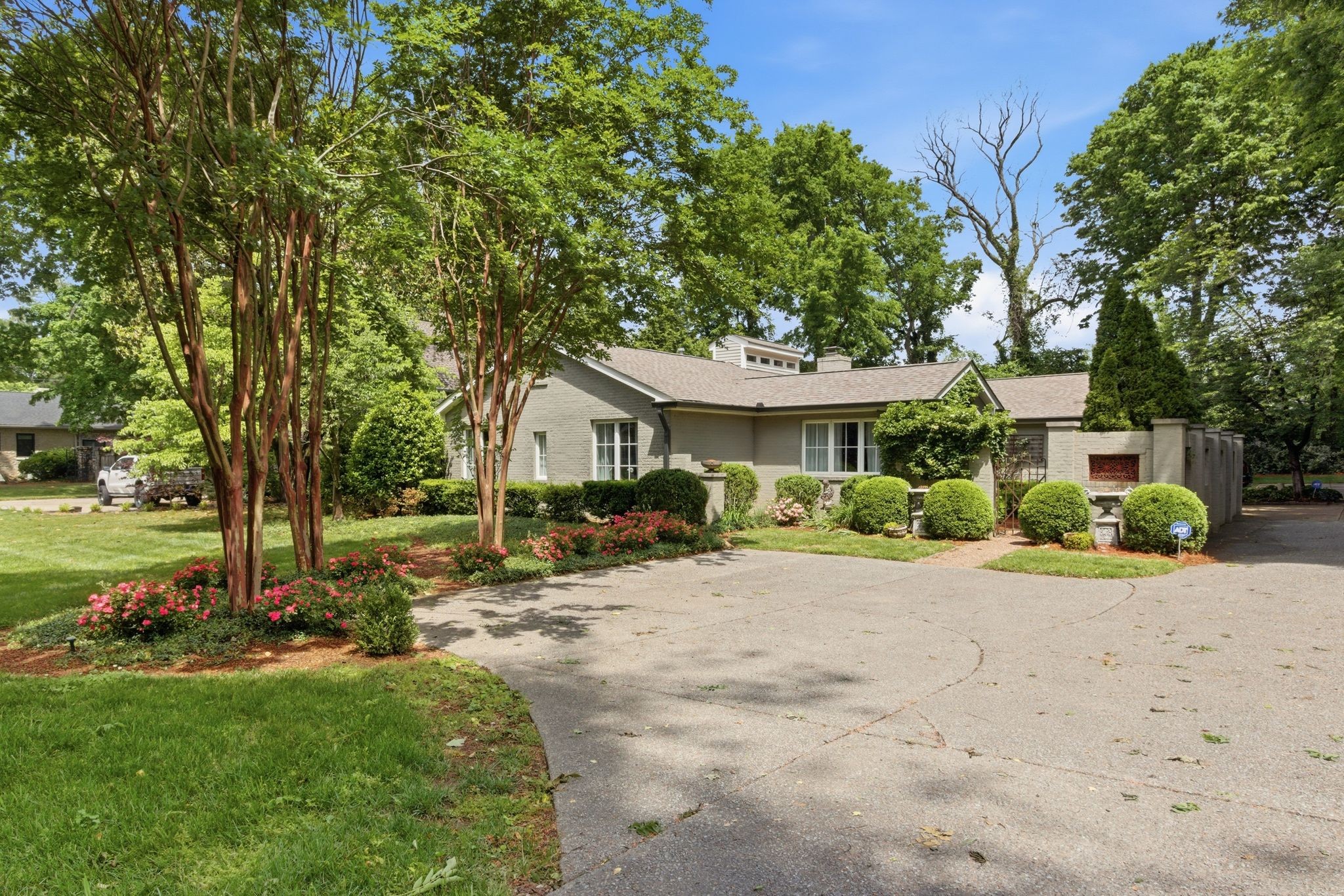 210 Battle Ave, Franklin TN 37064 3-bed home, photo 3 of 30