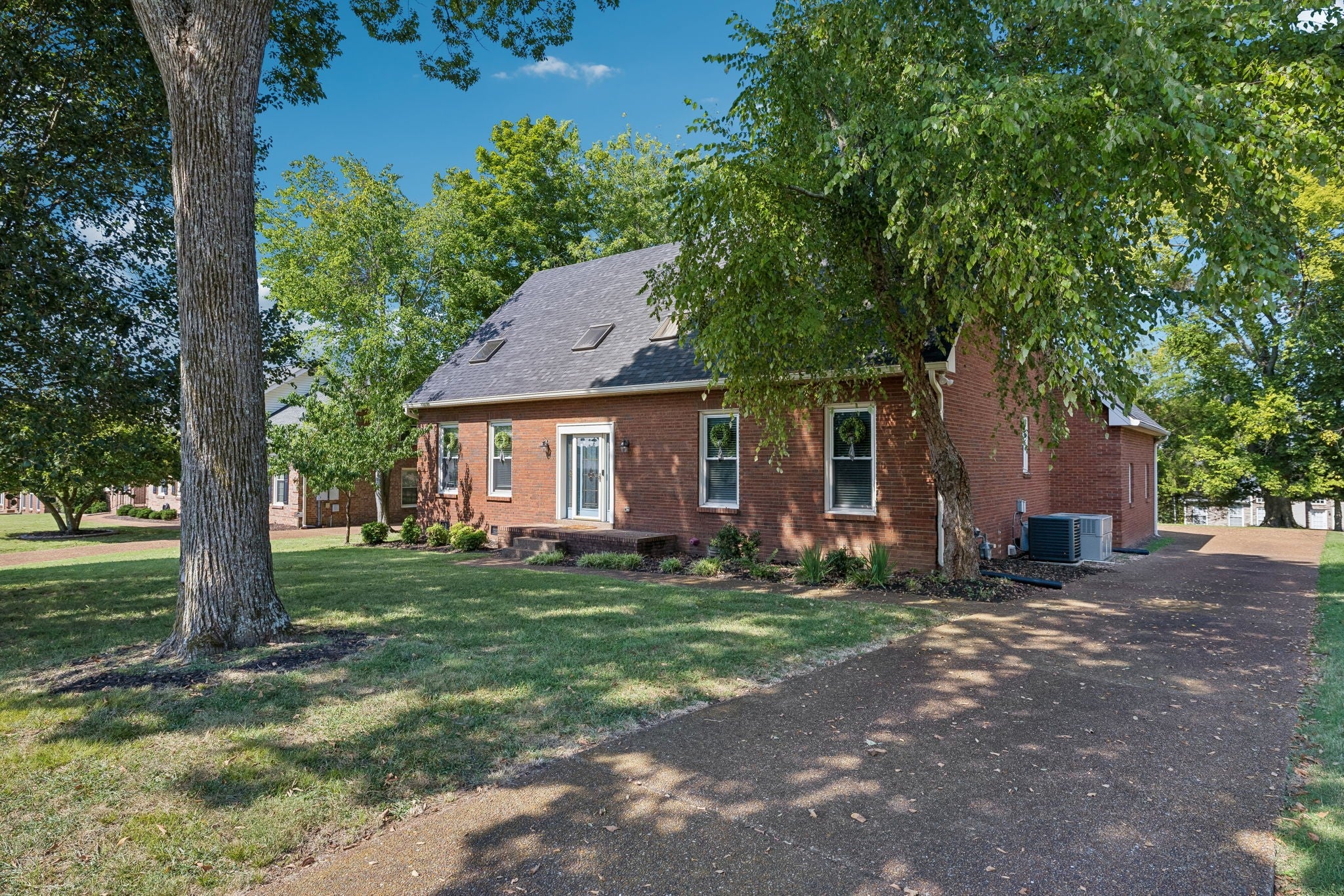836 Rachel Dr