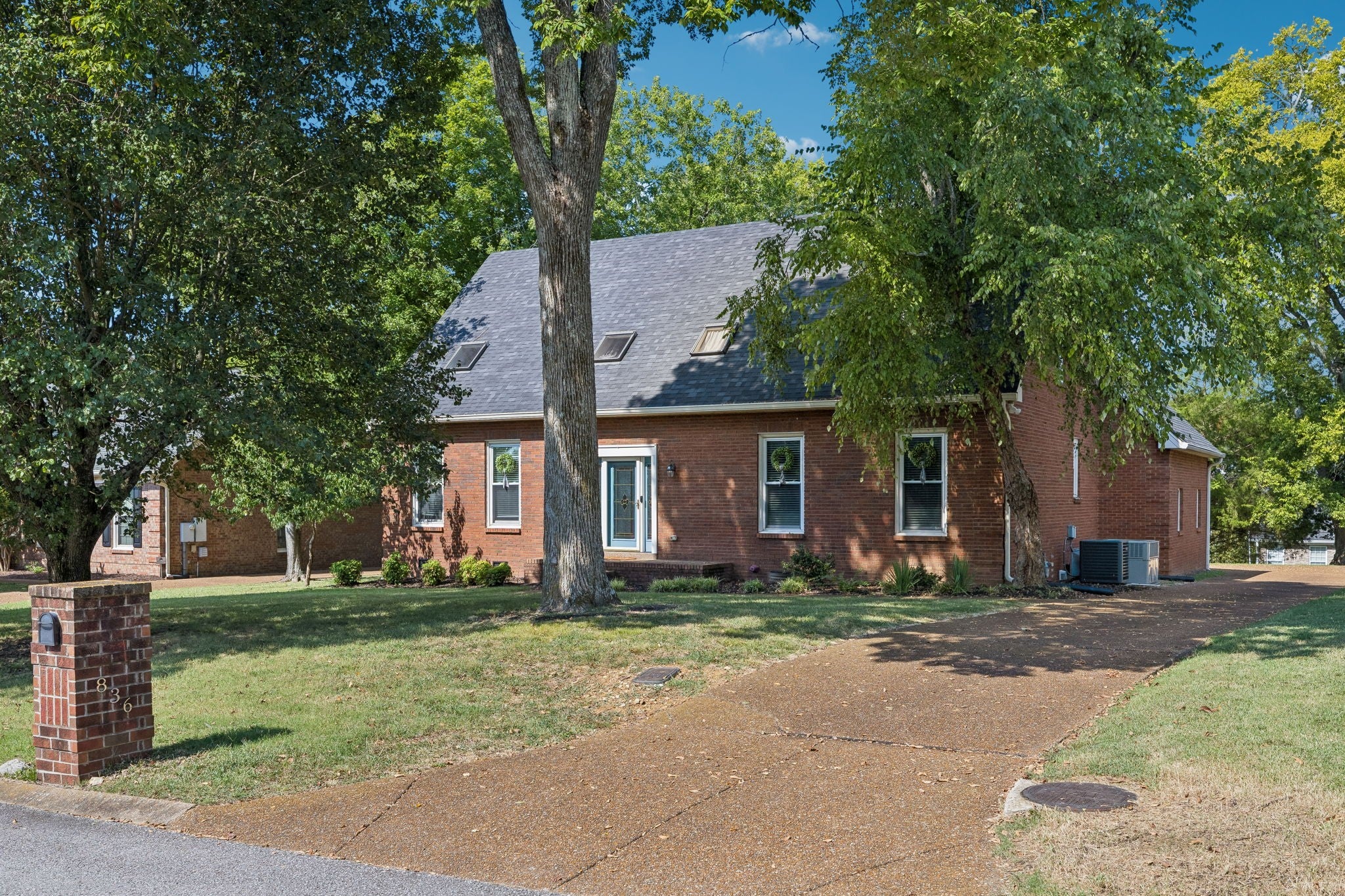 836 Rachel Dr