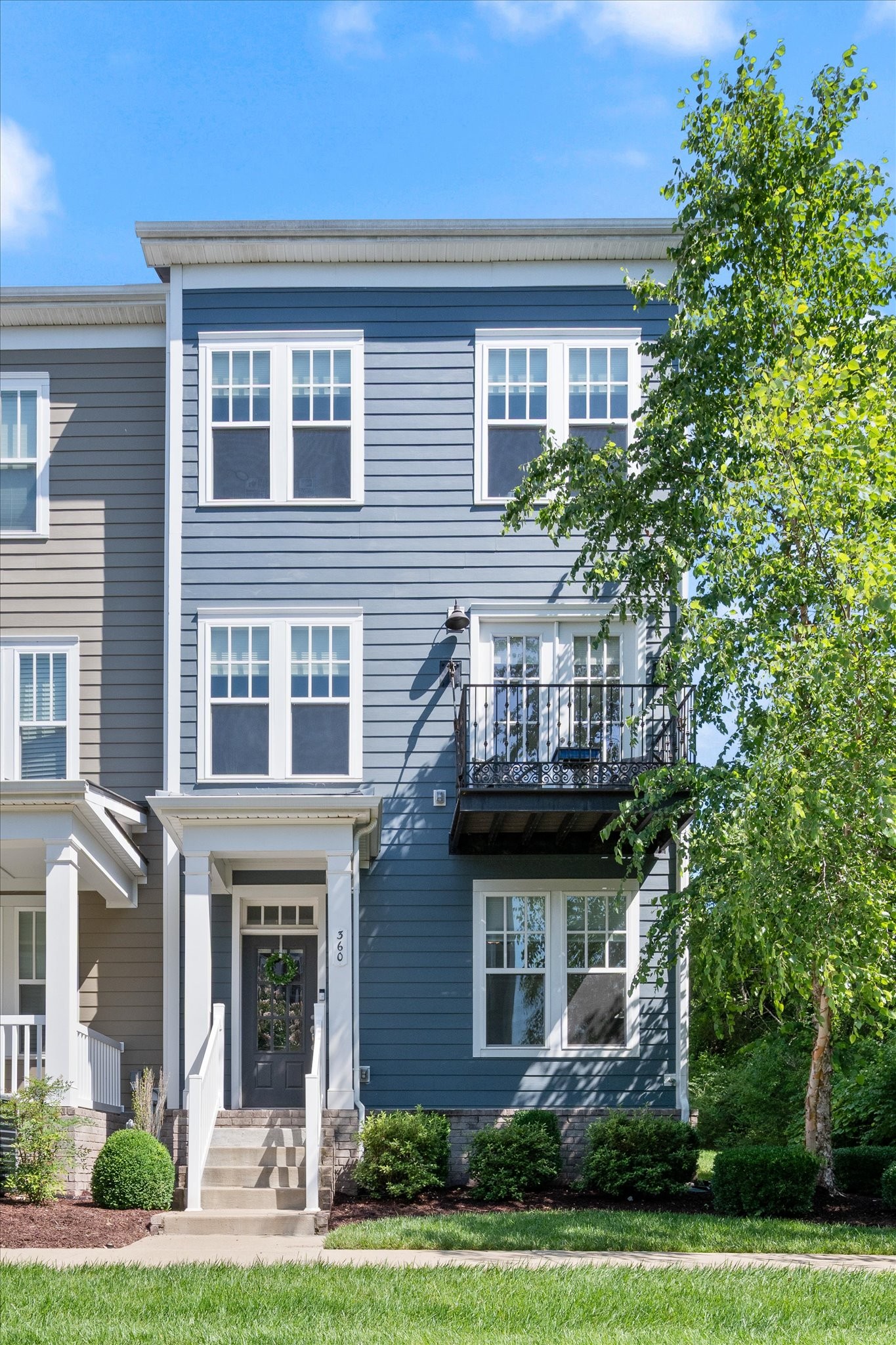 360 Kara Ln