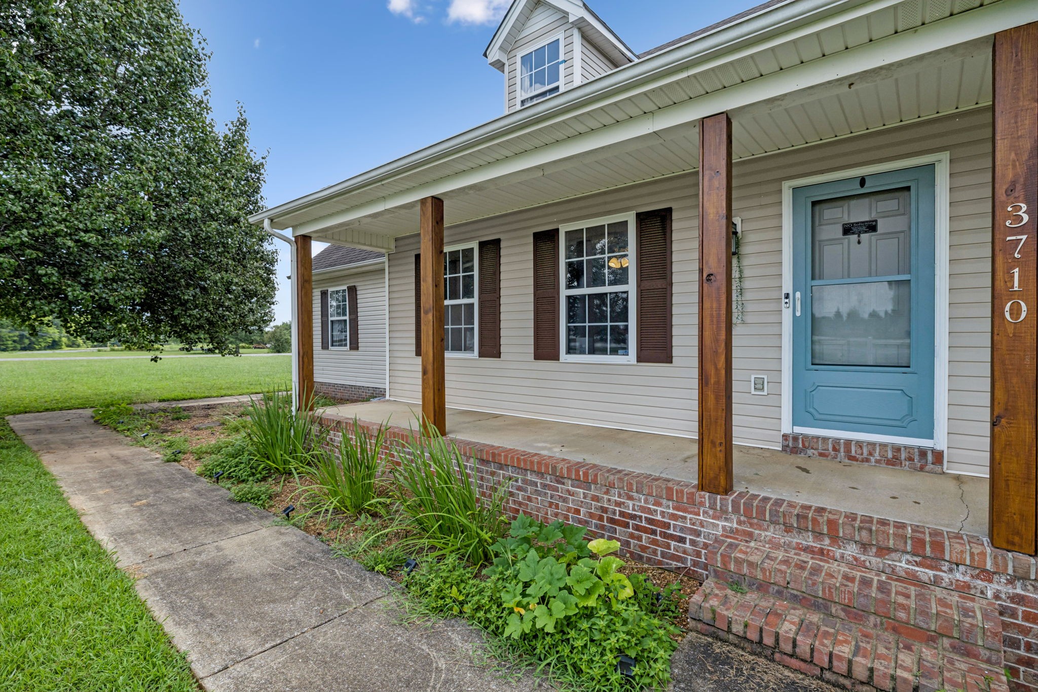 3710 Bradyville Pike