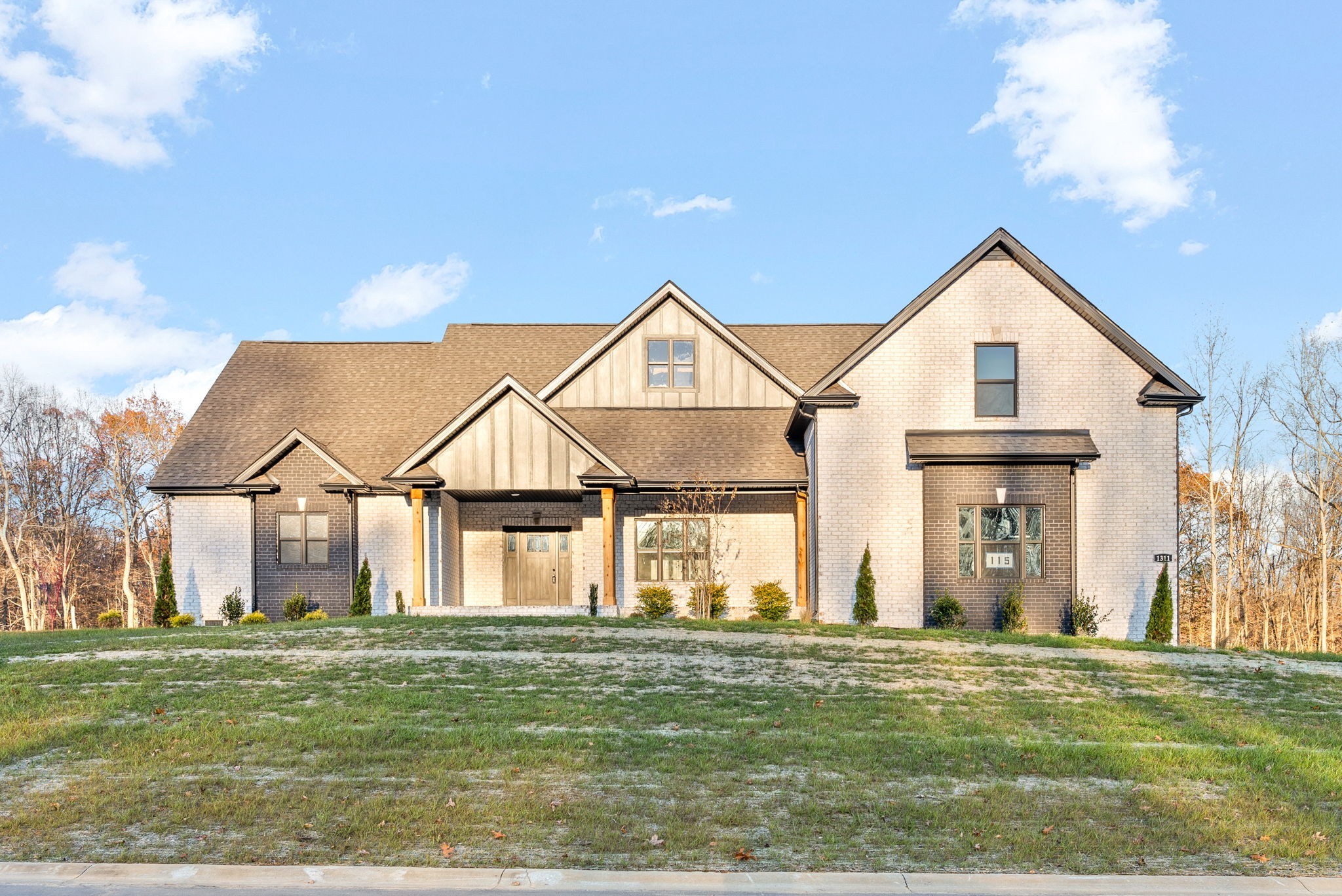 1311 Reda Dr