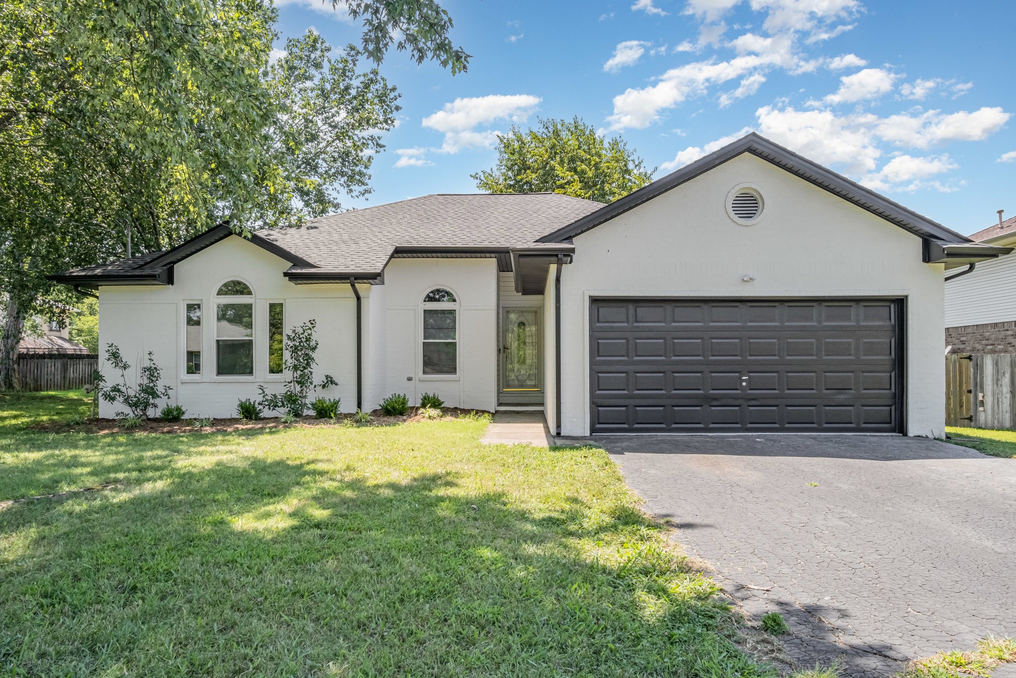 144 Tedder Blvd