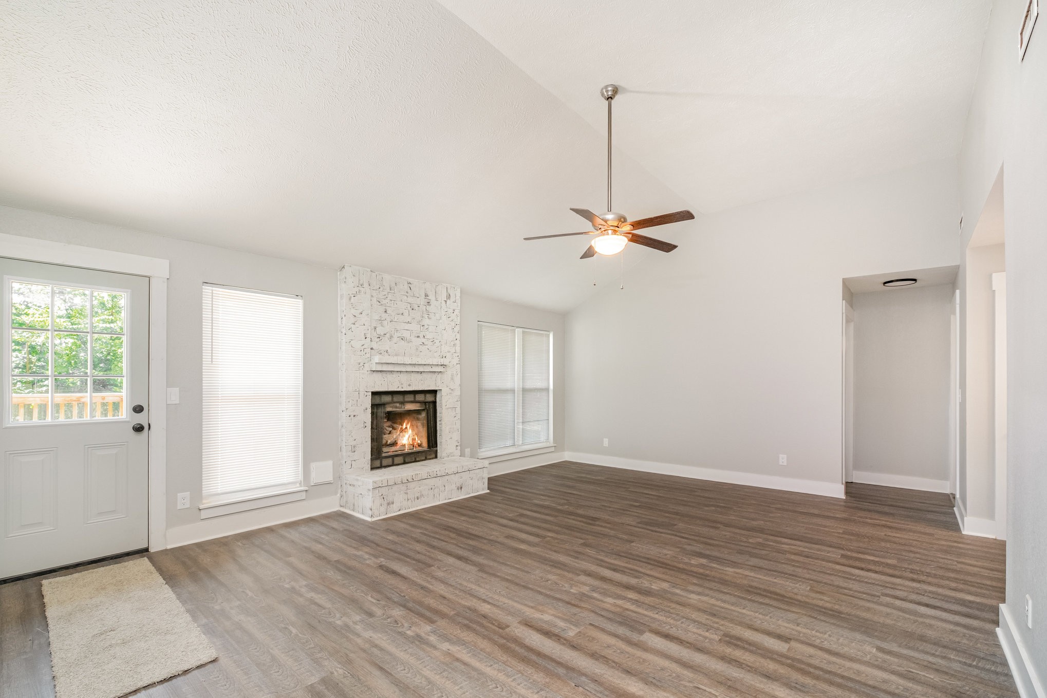 144 Tedder Blvd