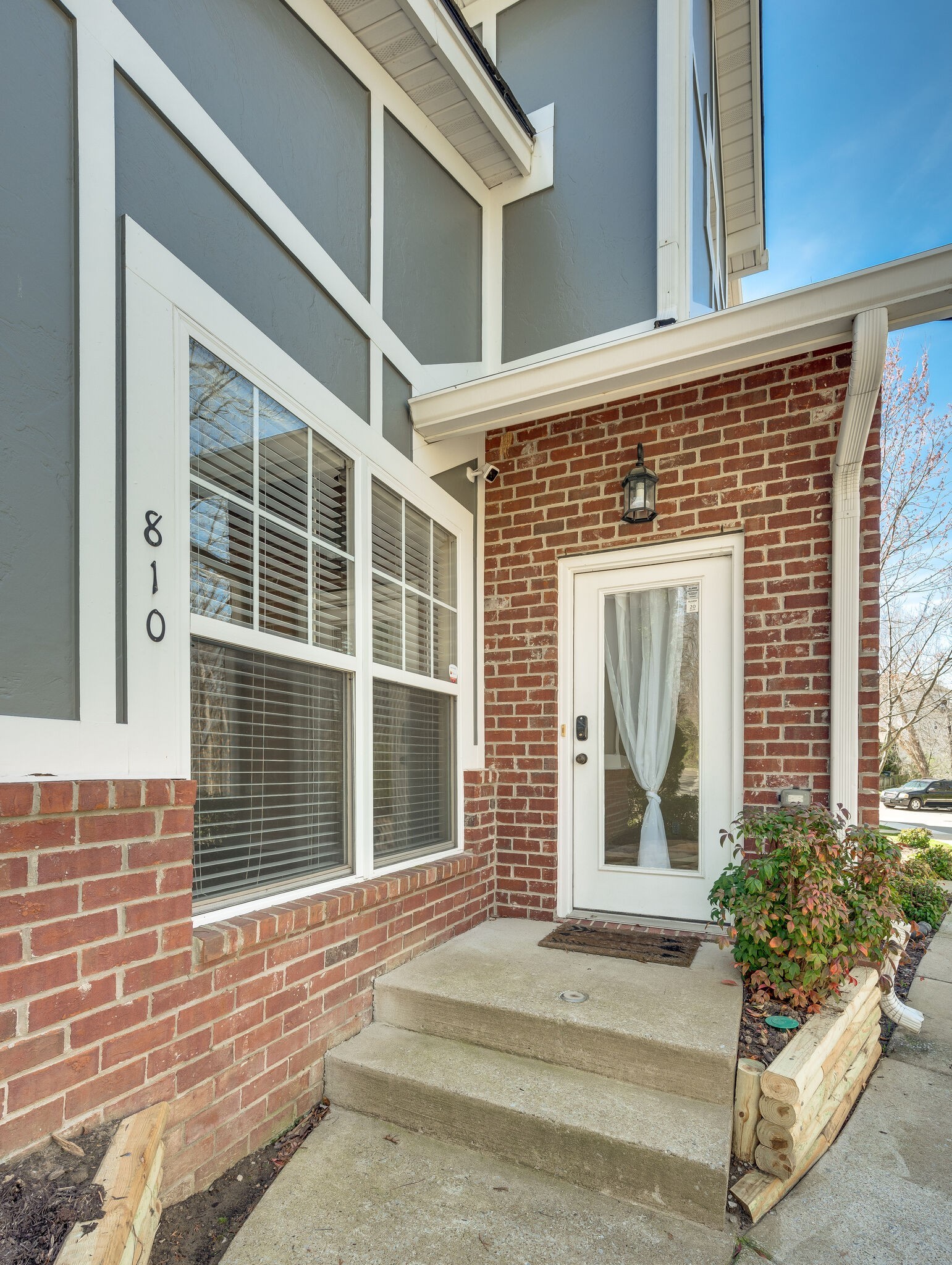 Nashville, Tennessee 37214, United States, 3 Bedrooms Bedrooms, ,3 BathroomsBathrooms,Residential,Active,95707