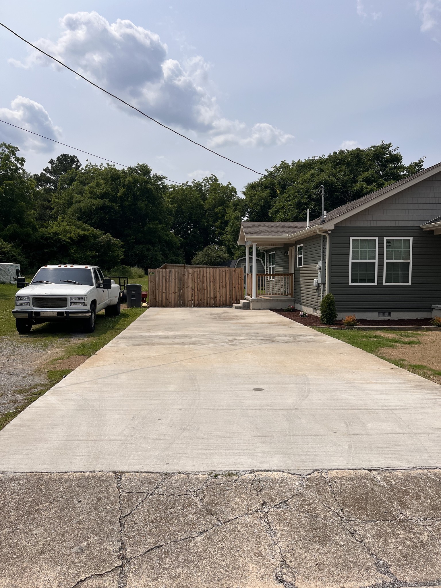 409 Kiwanis Ave