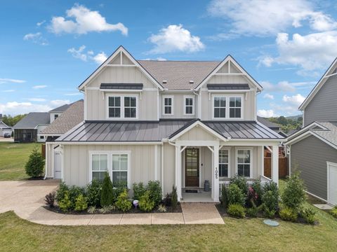 1065 Pine Creek Dr Arrington TN 37014