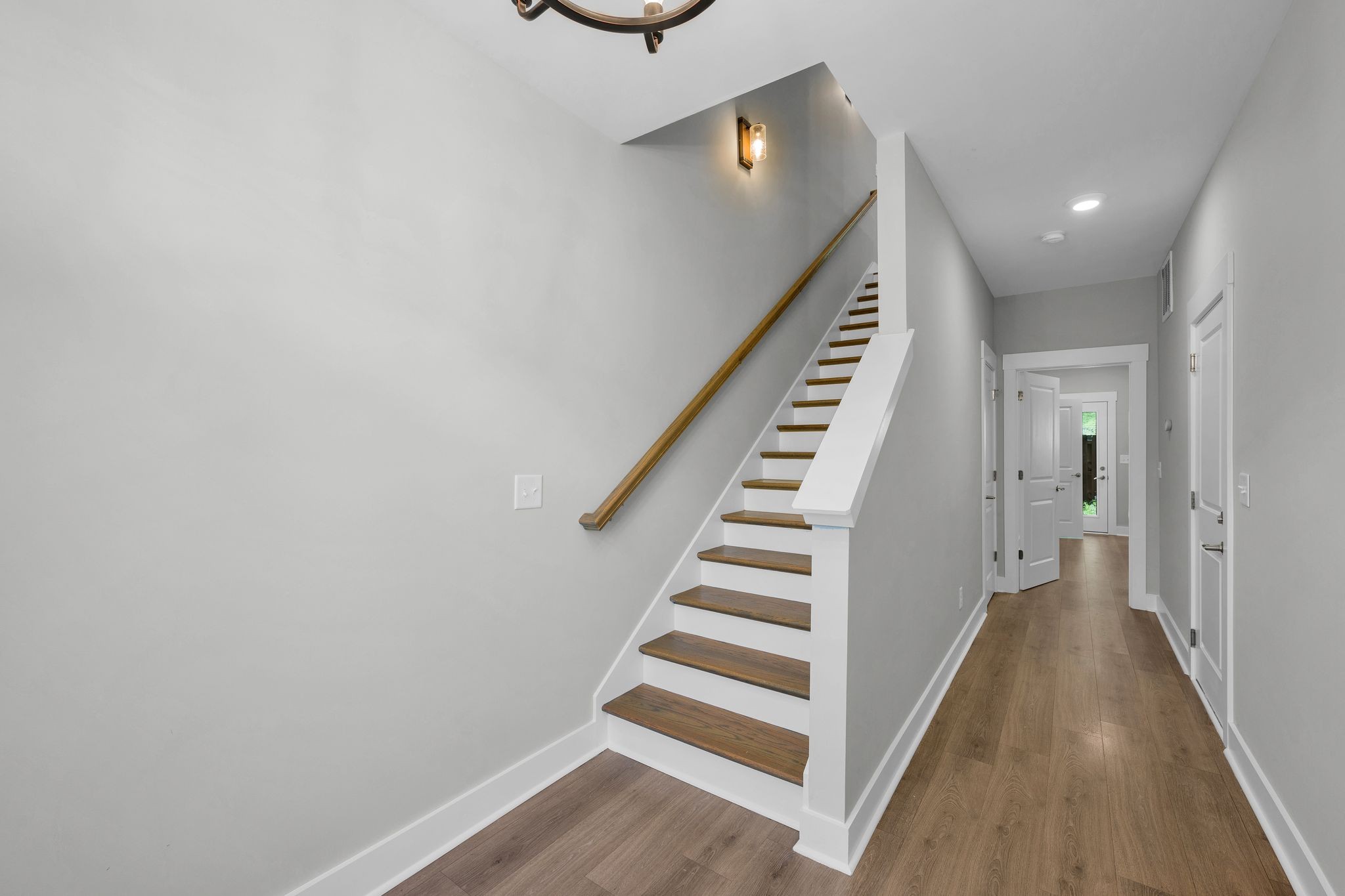 203 Stonecrest Cir