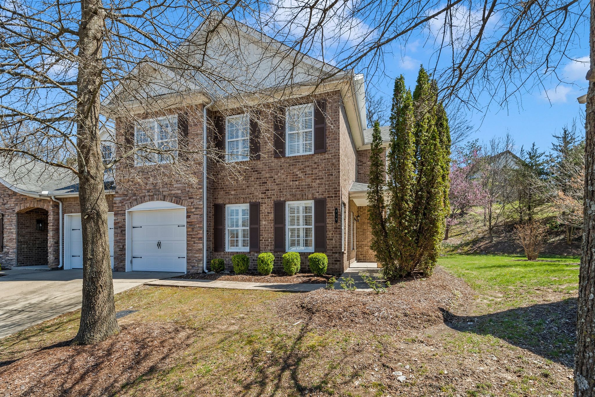 919 Catlow Ct

                                                                             Brentwood                                

                                    , TN - $599,000