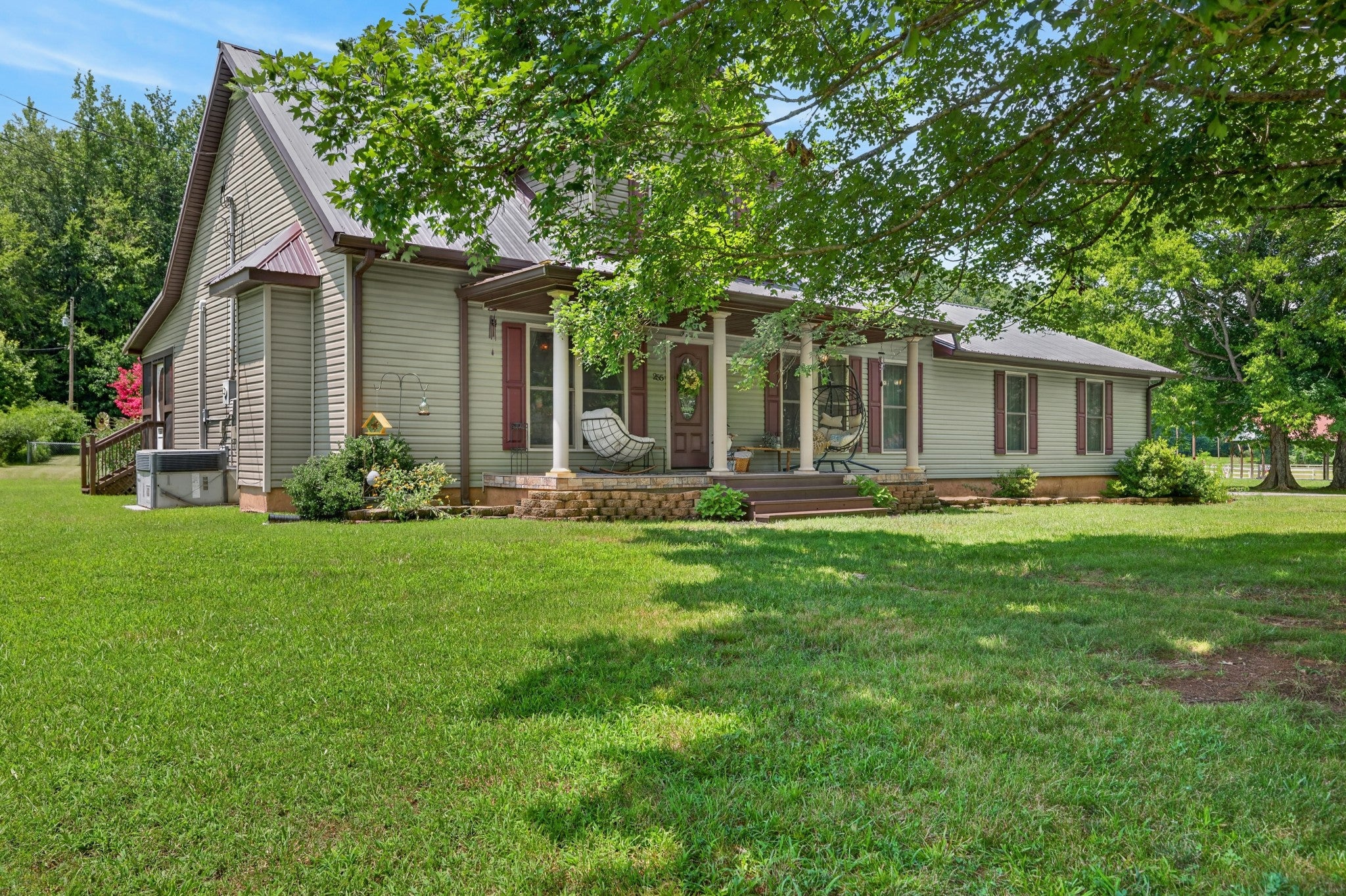 255 Sandy Rd
