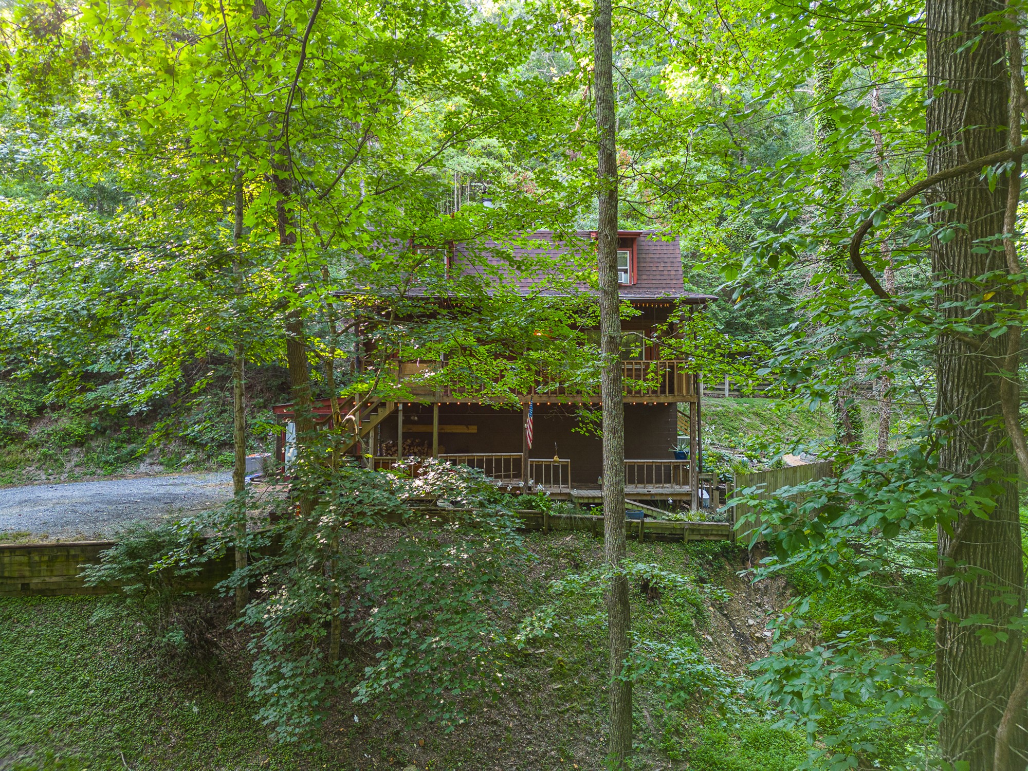 1071 Millers Creek Rd