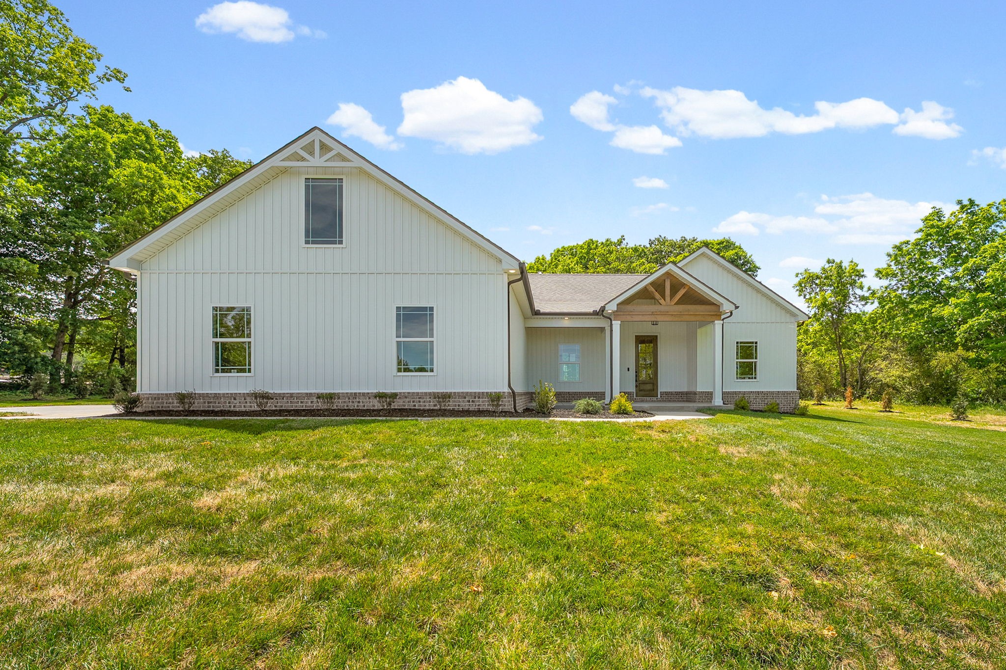 1932 River Rd