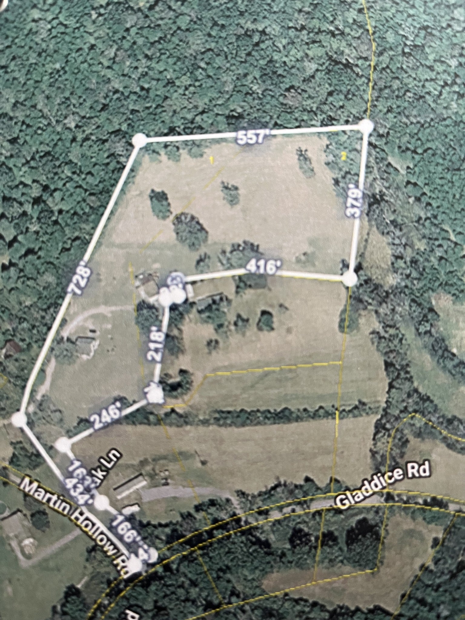 8 Oak Ln