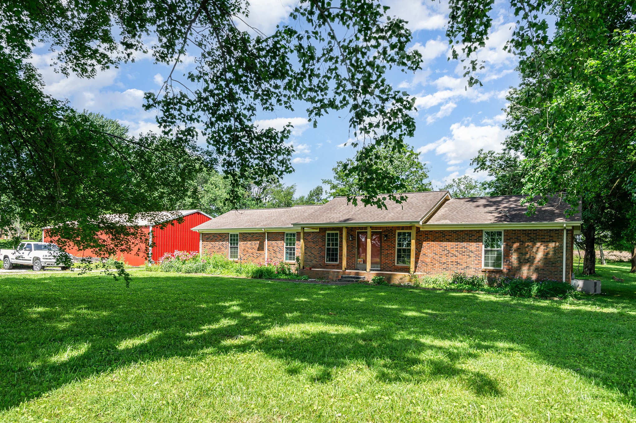 270 Greenfield Ln