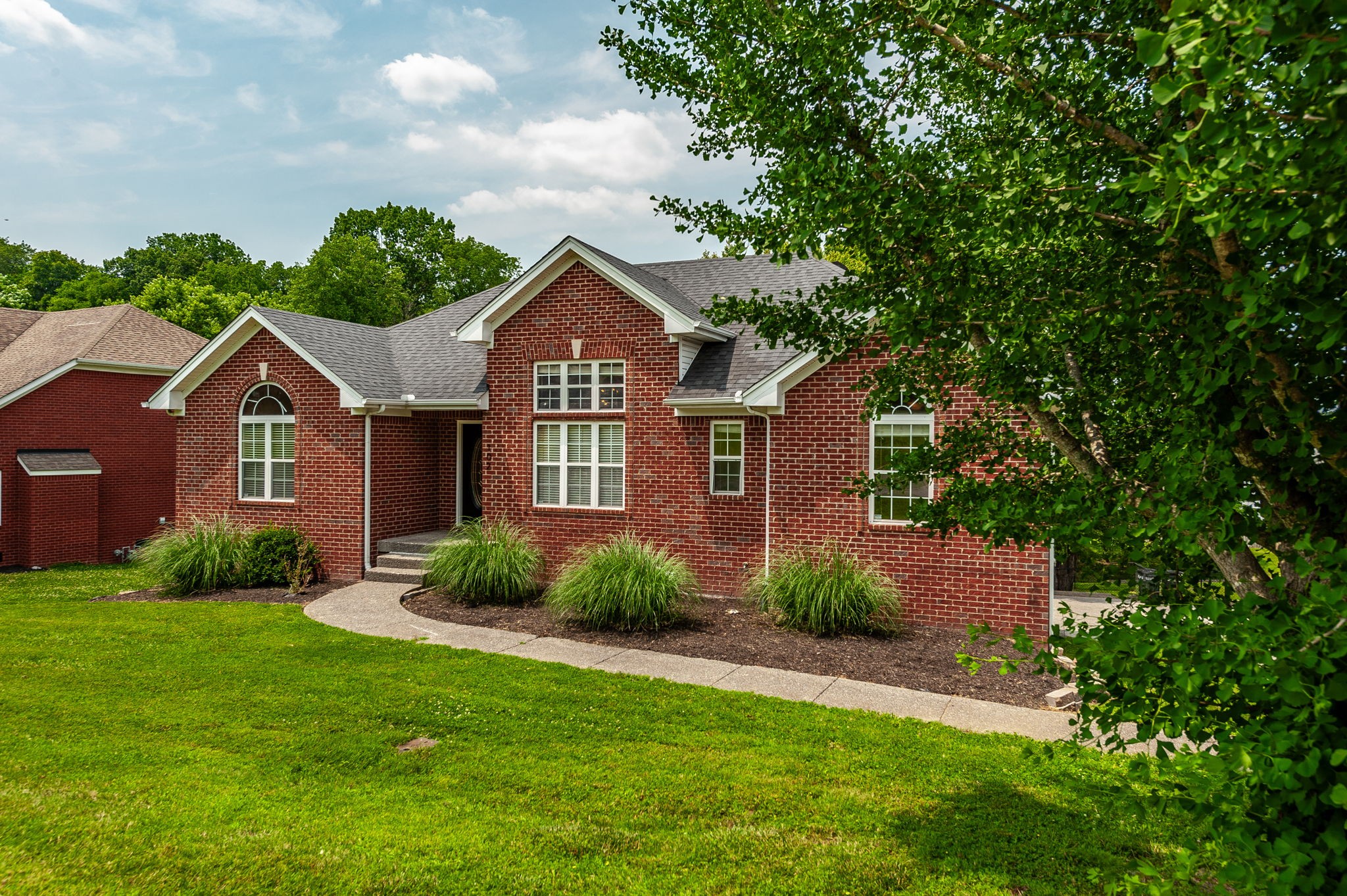 102 Buckhaven Ct