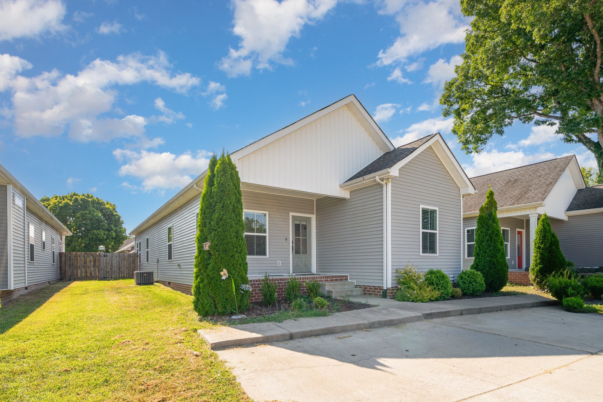 3606 Highway 31 W
