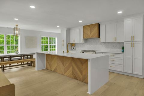 MLS: 2804948